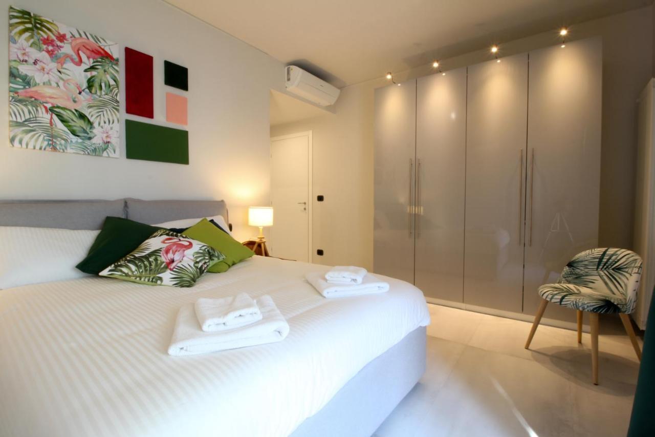 Apartamento Parrots & Palms Bordighera Exterior foto