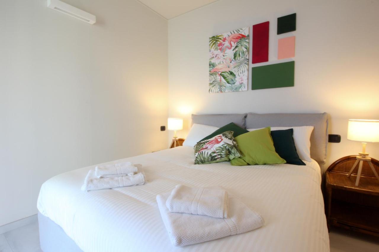 Apartamento Parrots & Palms Bordighera Exterior foto